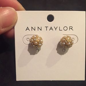 Ann Taylor earrings NWT